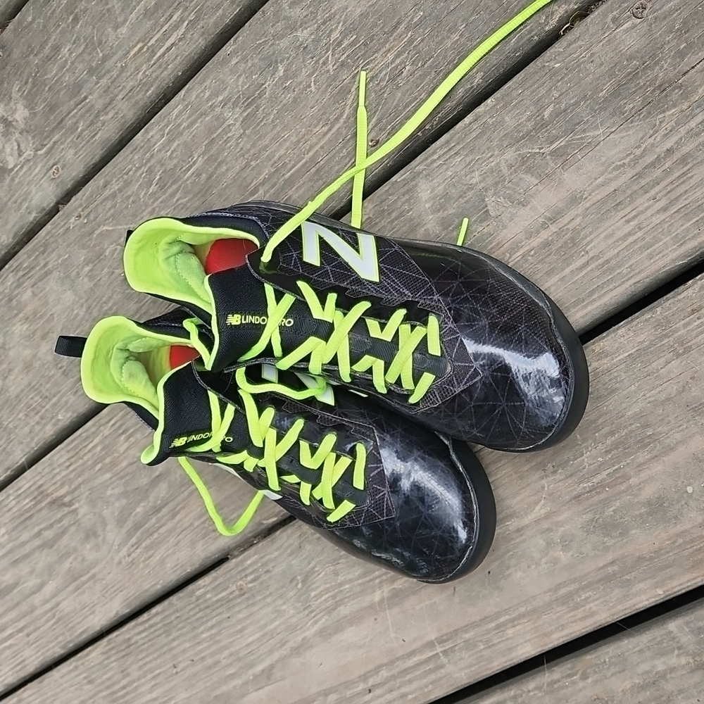 Boys New Balance Baseball Cleats